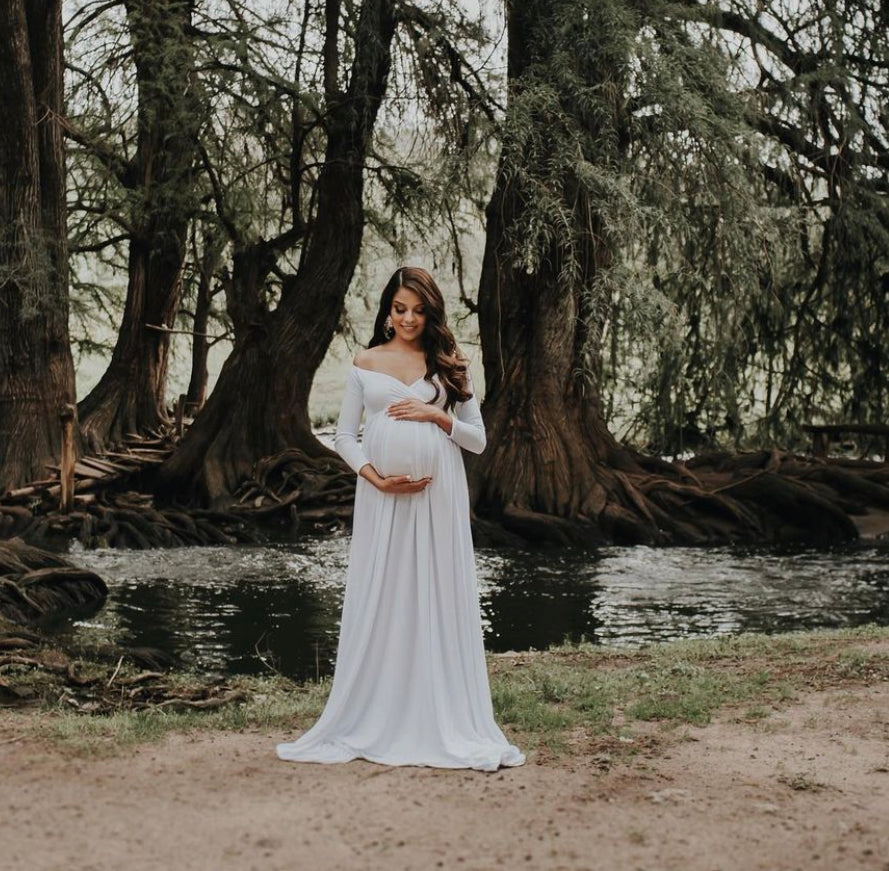White maternity sitting dress, Alberta