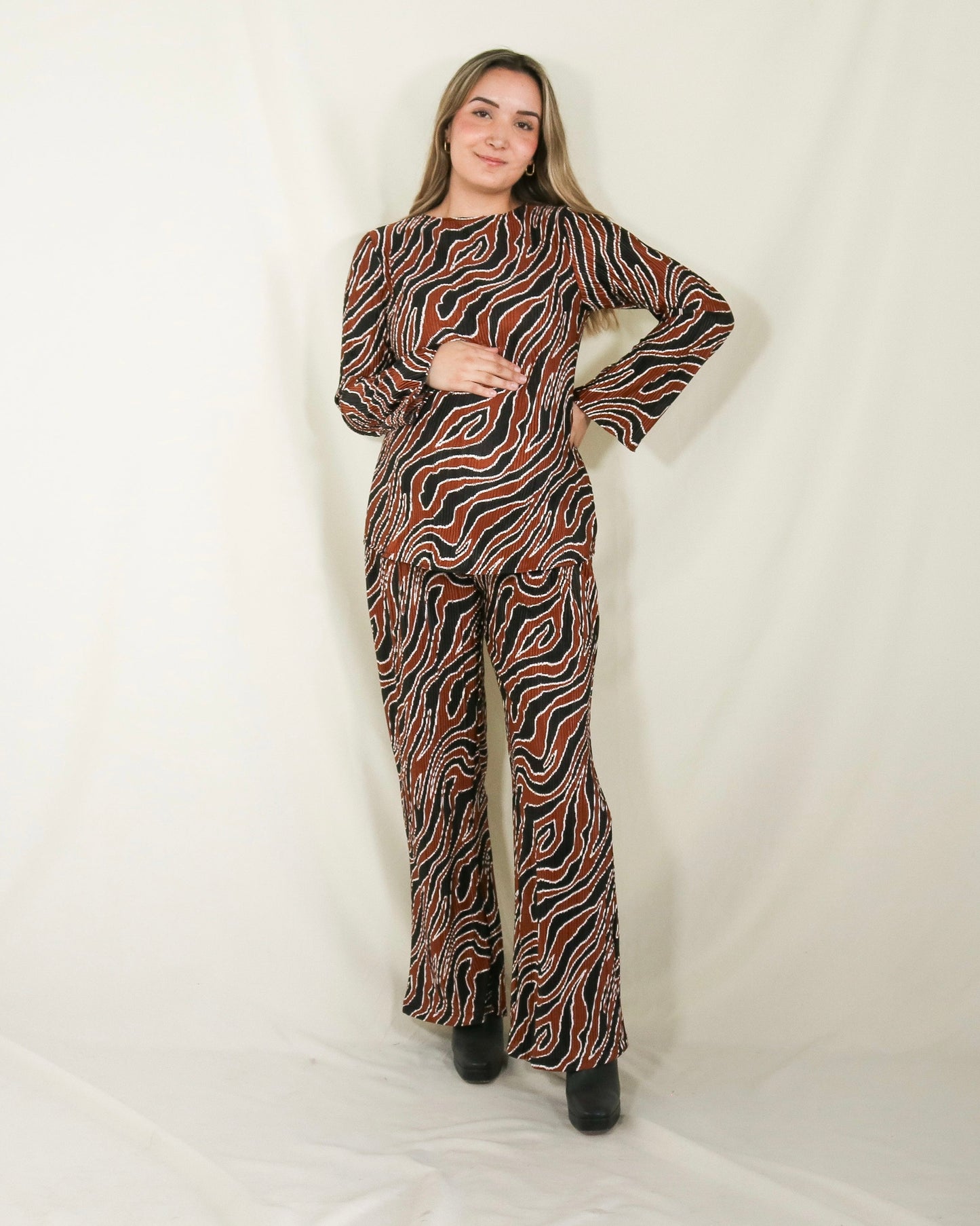 Conjunto de maternidad Mayte, rojo corrugado