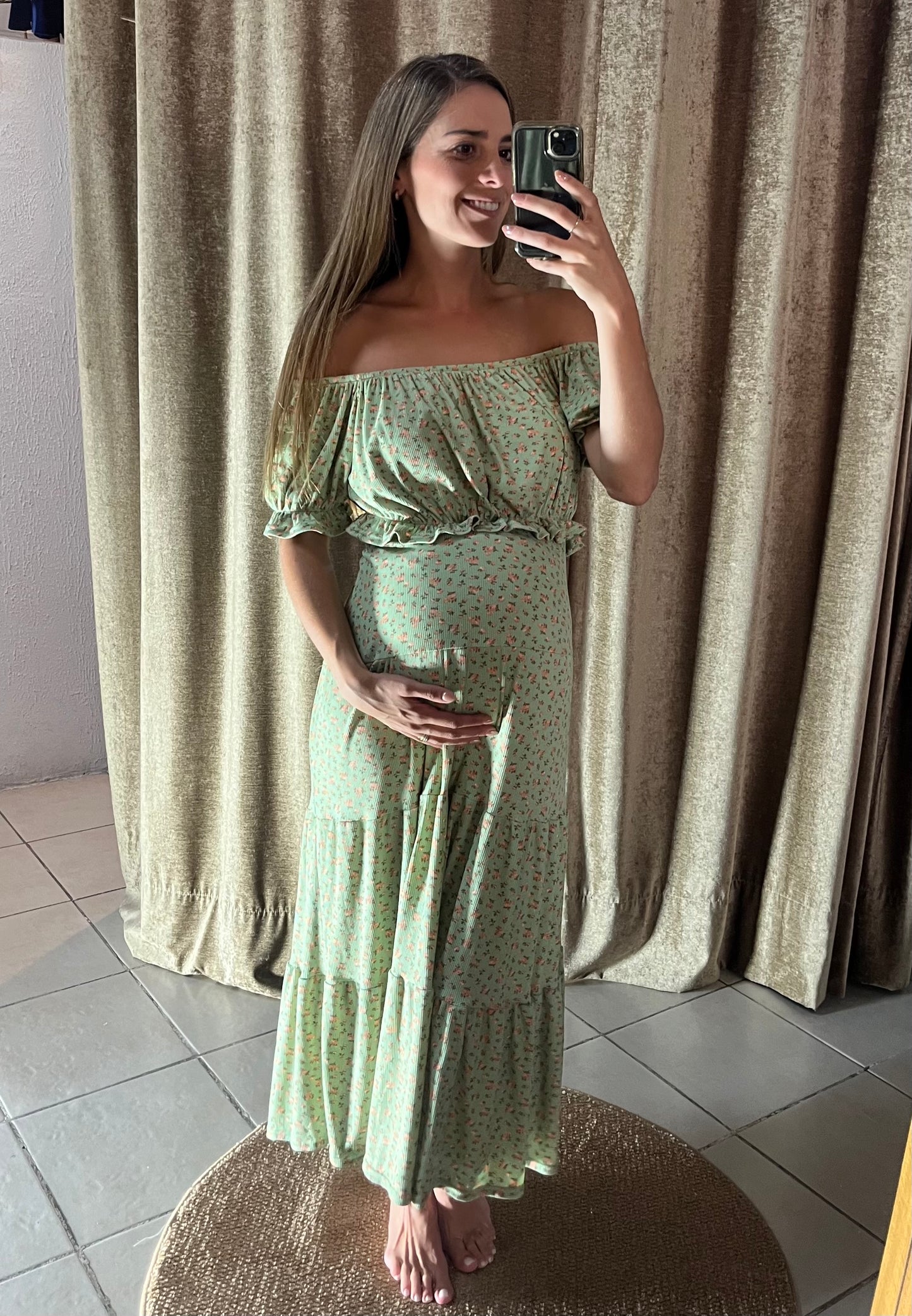 Falda y top de maternidad, florecitas verdes