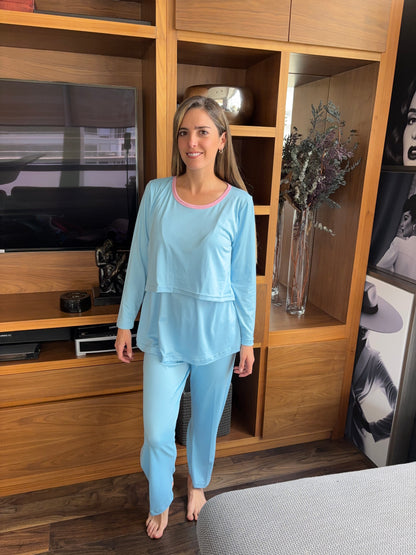 Pijama de maternidad y lactancia azul