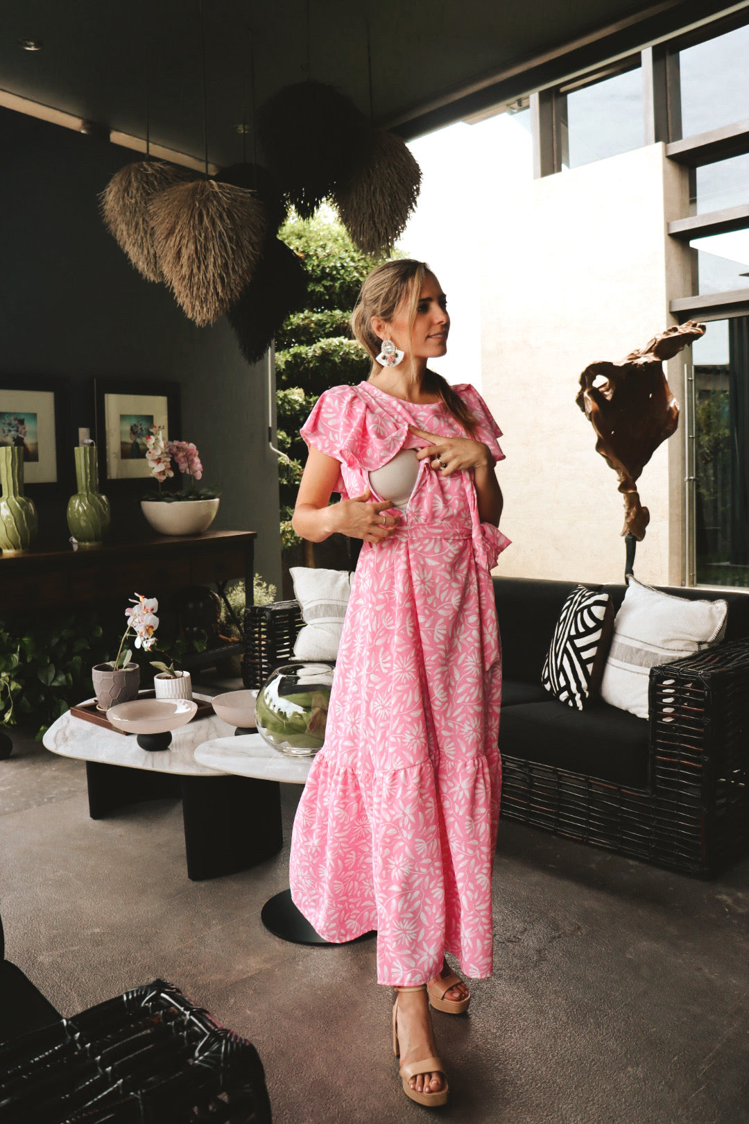 Vestido Mia de lactancia, rosa flores blancas