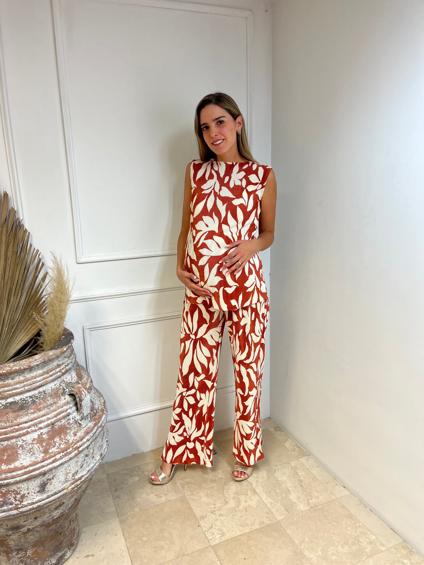 Conjunto de maternidad Mayte, naranja floreado