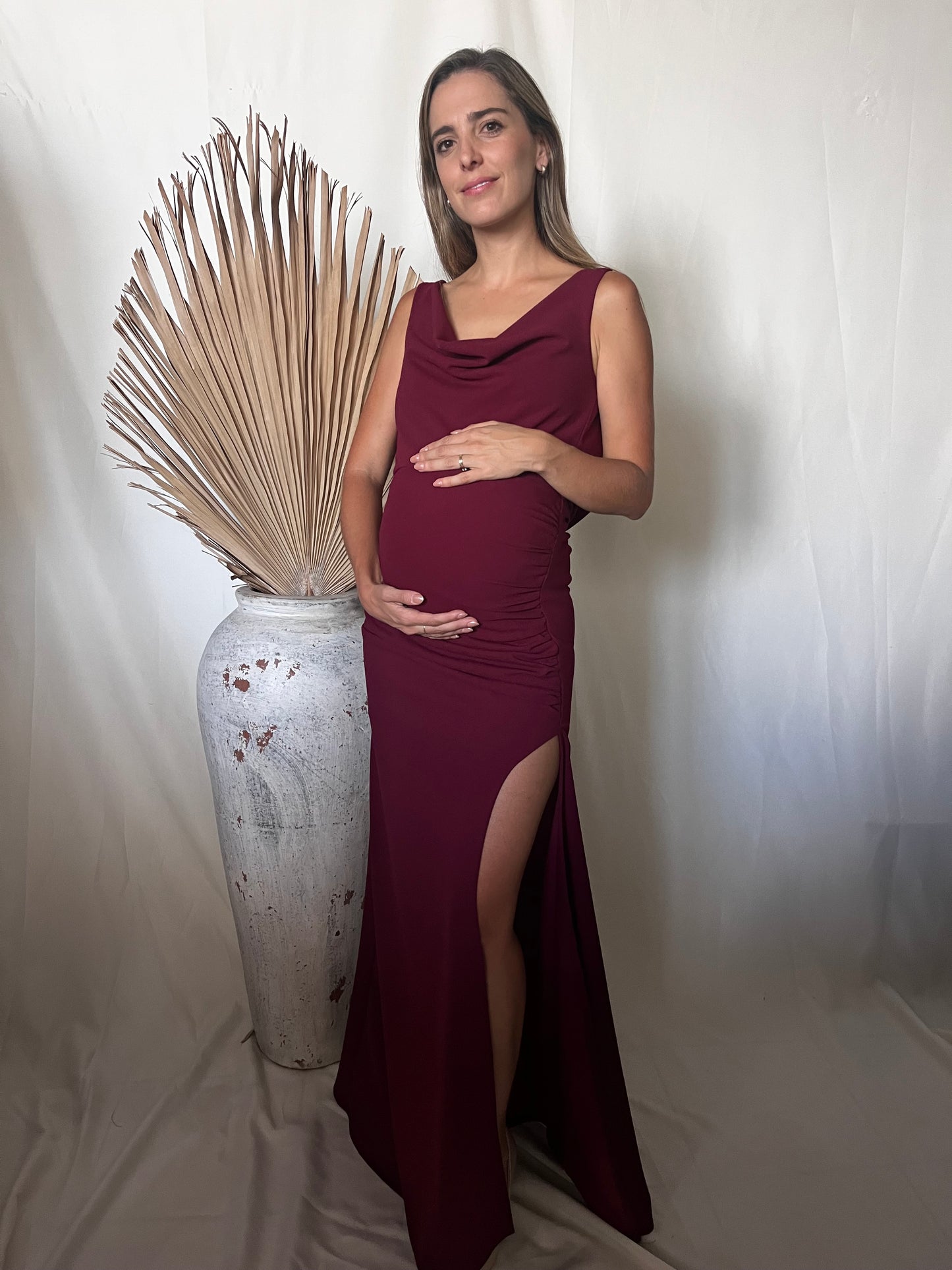 Vestido de maternidad Anahi, vino vértigo