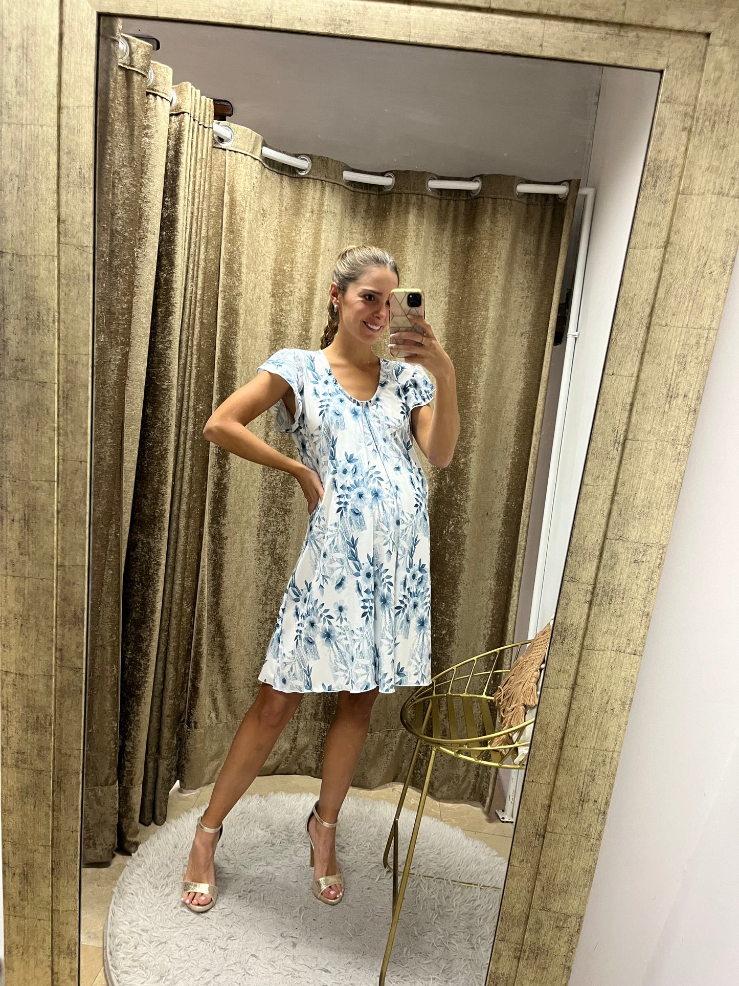 Vestido Bertha , azul flores con blanco