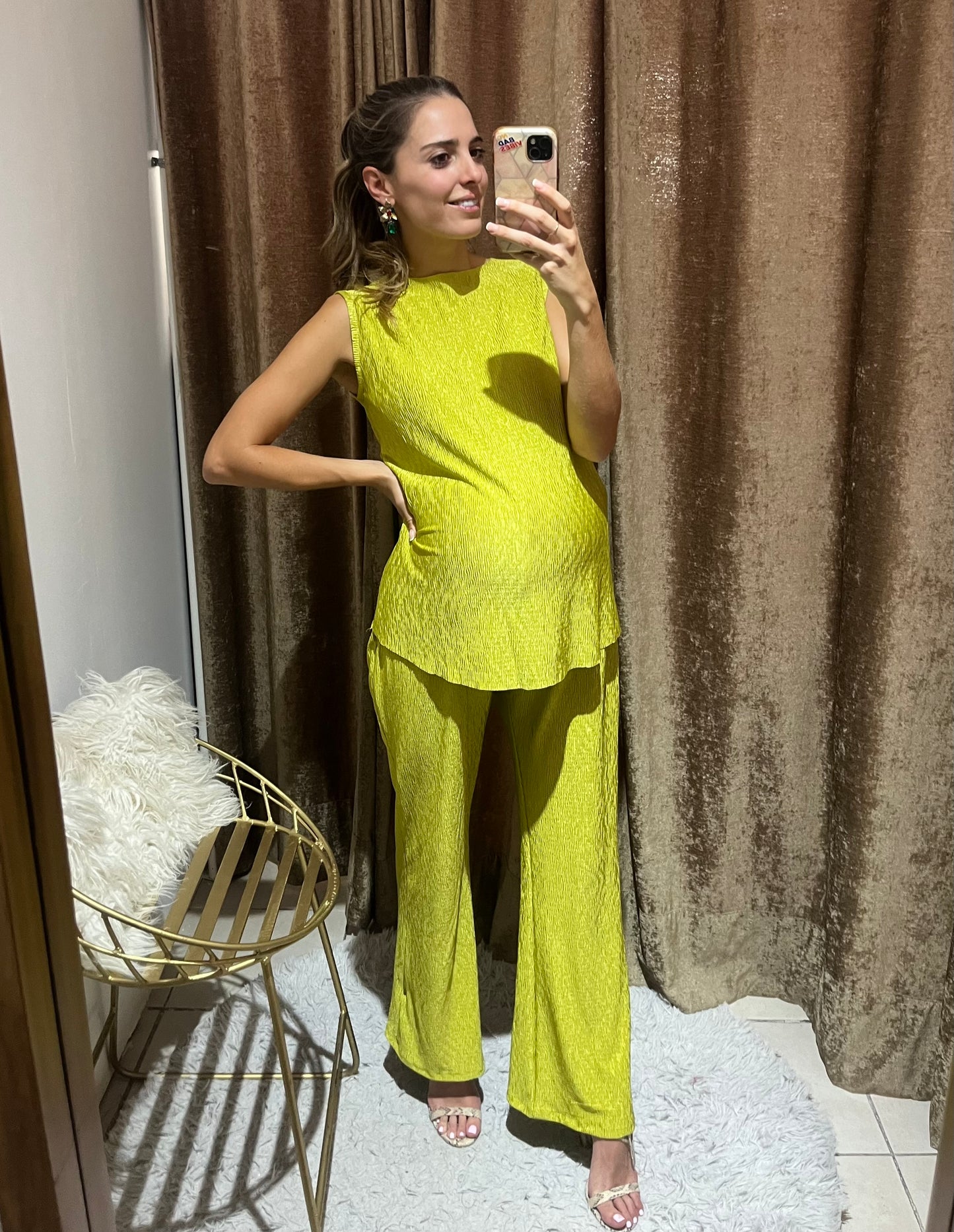 Conjunto de maternidad Mayte, verde intenso corrugado