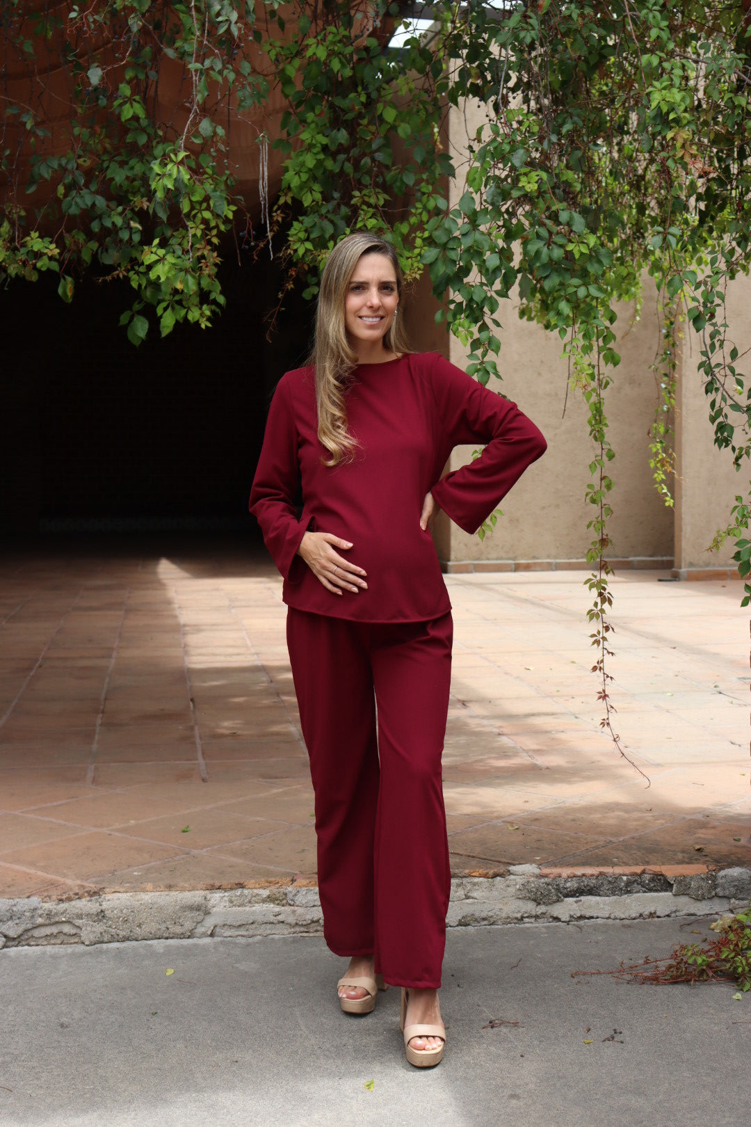 Conjunto de maternidad Mayte, vino vértigo