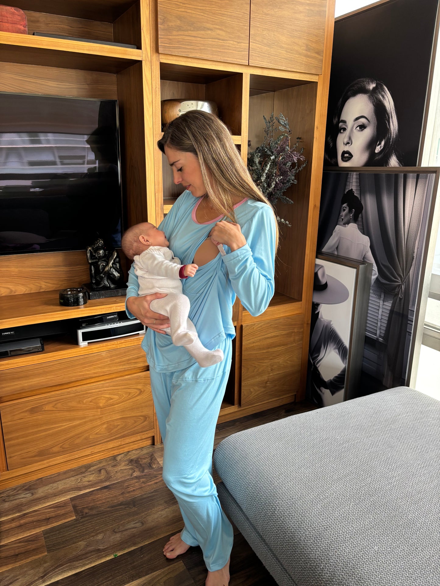 Pijama de maternidad y lactancia azul