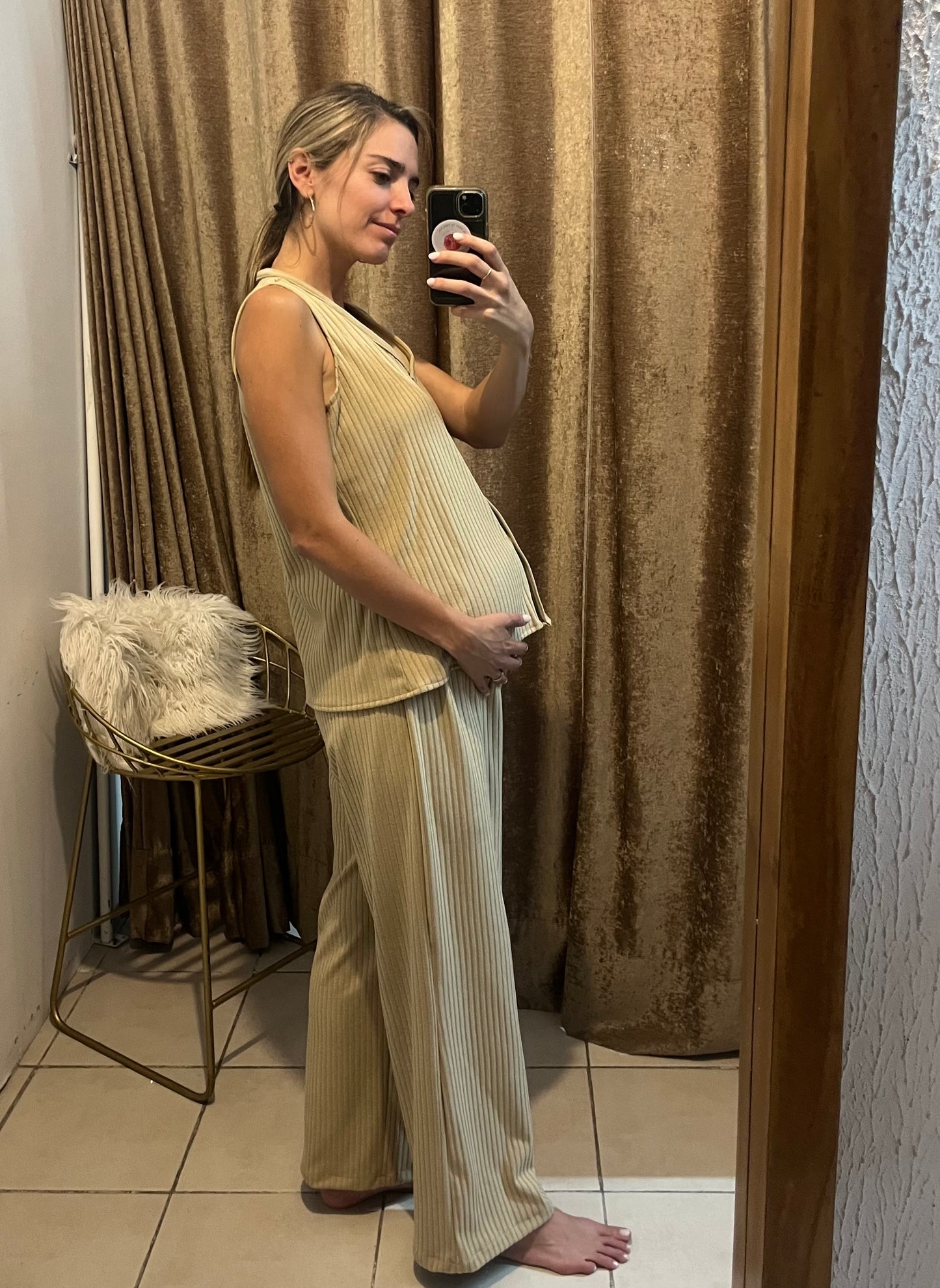 Conjunto de maternidad Deborah, beige rayada