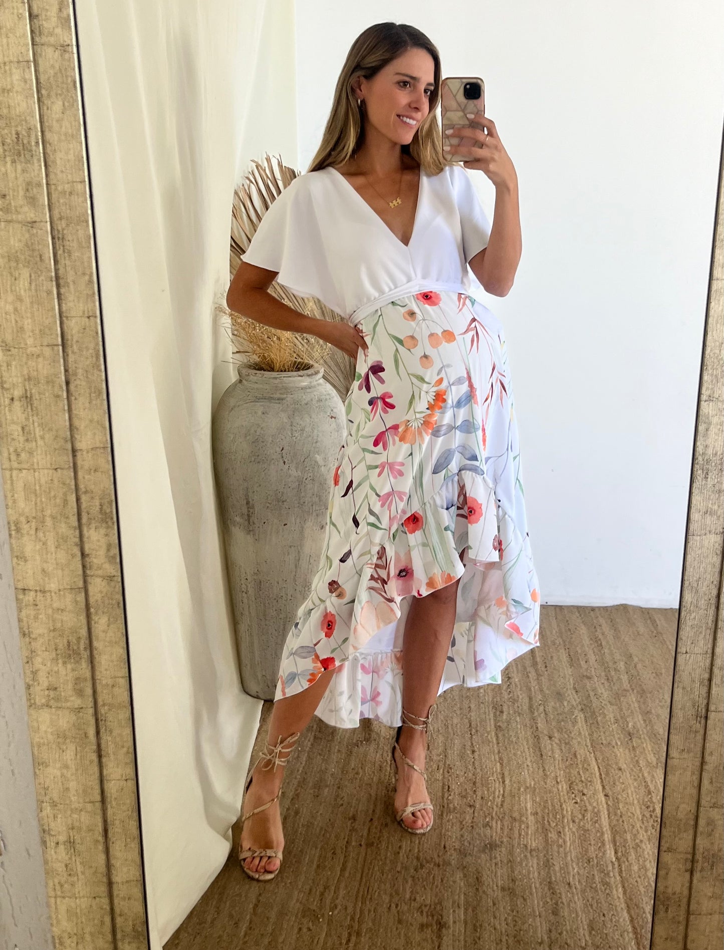 Vestido de Maternidad, Love Carlota blanco con flores pasteles (CH) (M)