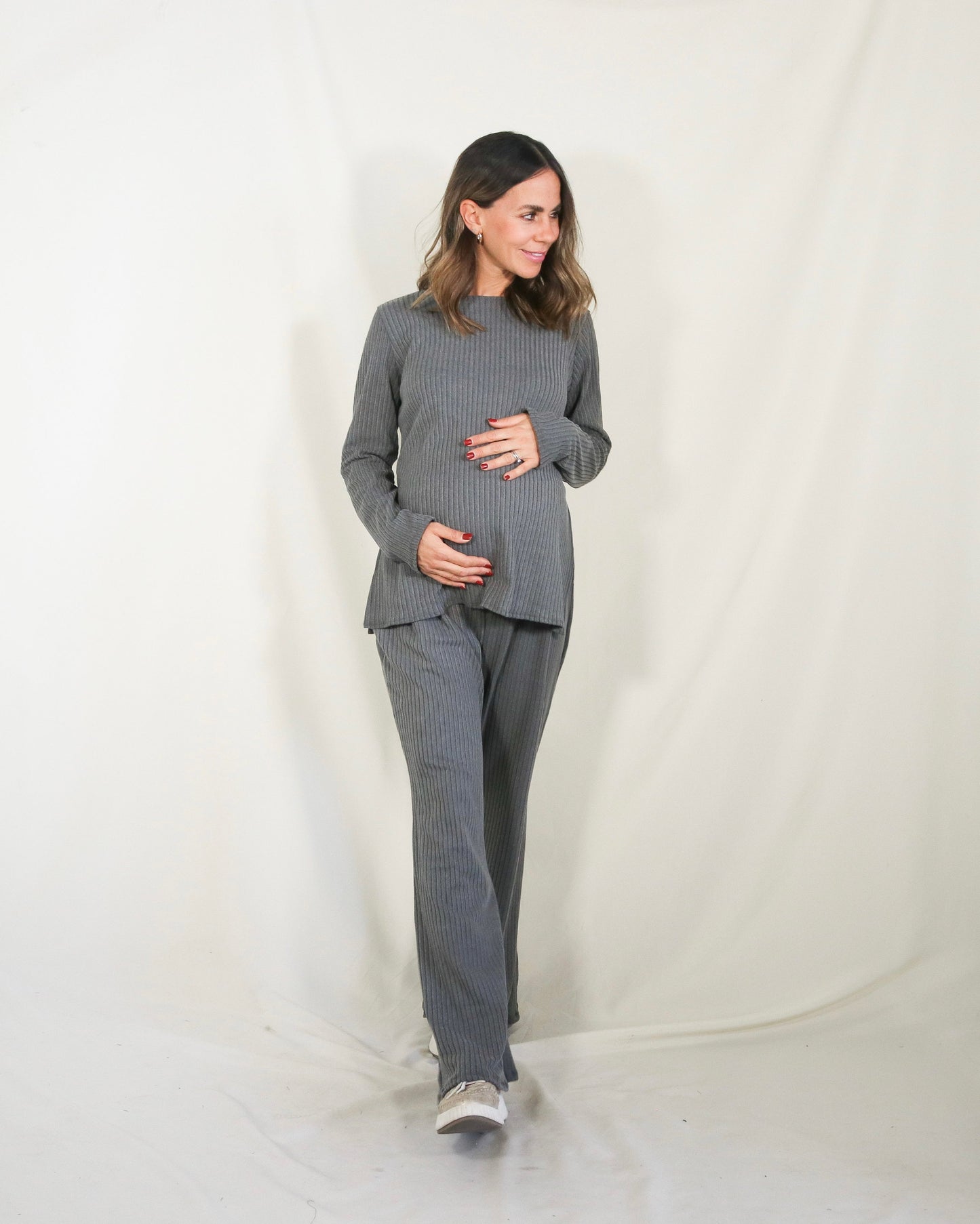 Conjunto de maternidad Cinthya, gris rayitas