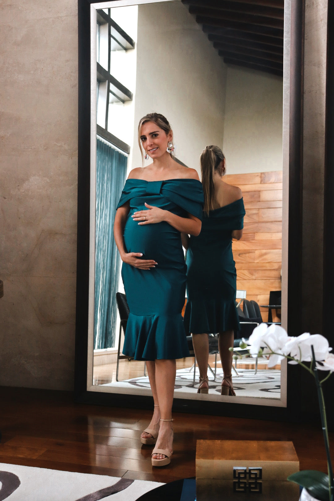 Vestido de maternidad, Lluvia aqua licra satinada