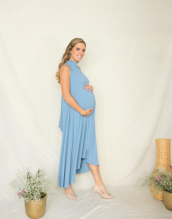 Vestido de maternidad Sonia, azul polvo plisada