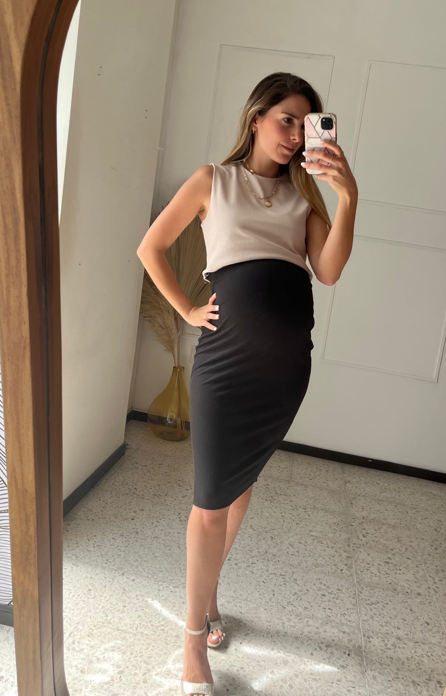 Conjunto de maternidad, Vanessa beige con negro sin mangas