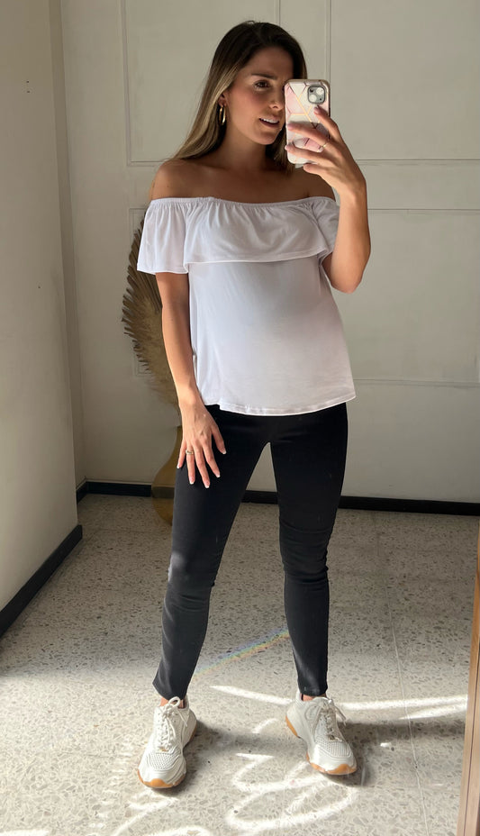 Blusa de maternidad sin hombros blanca