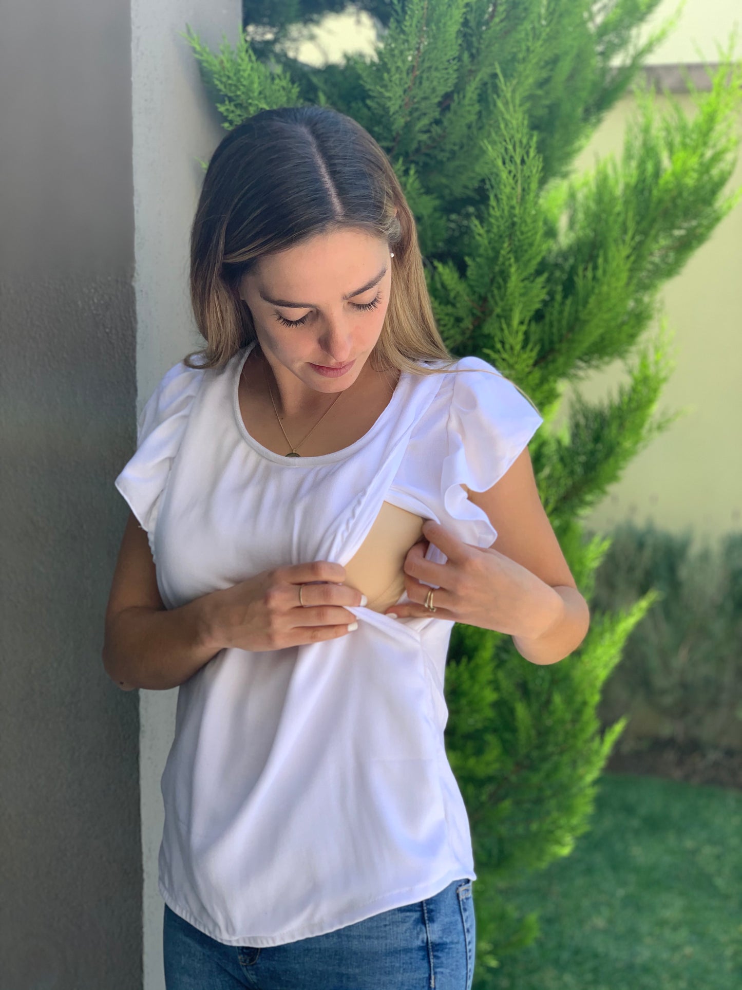 Blusa de lactancia, Andy blanca