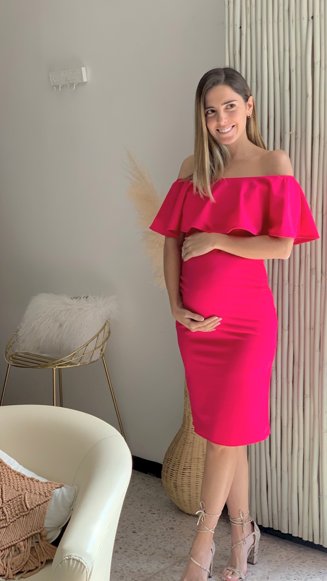 barbie pink maternity dress Barbie pink straight Maria Jose Maternity dress Size M & XL